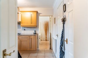 Kitchen- click for photo gallery
